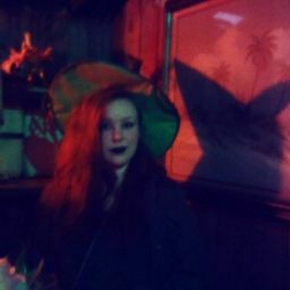 Meet your Posher, Helen